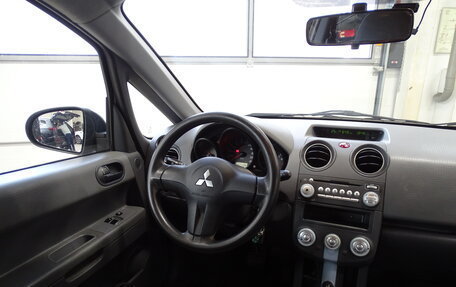 Mitsubishi Colt VI рестайлинг, 2006 год, 425 000 рублей, 6 фотография