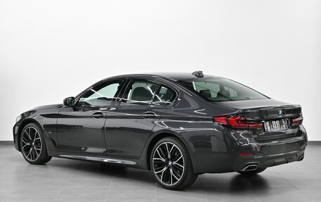 BMW 5 серия, 2020 год, 6 270 000 рублей, 2 фотография