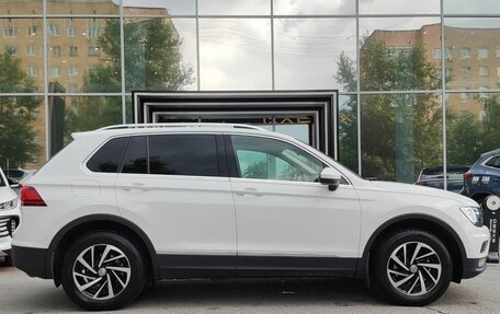 Volkswagen Tiguan II, 2018 год, 2 779 000 рублей, 4 фотография