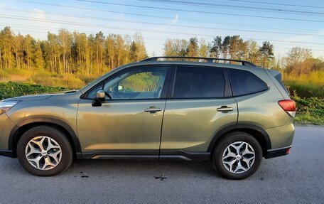 Subaru Forester, 2019 год, 2 850 000 рублей, 2 фотография