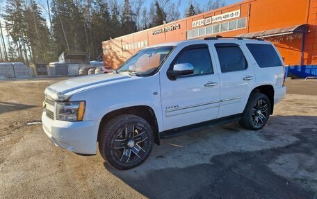 Chevrolet Tahoe III, 2011 год, 2 300 000 рублей, 3 фотография