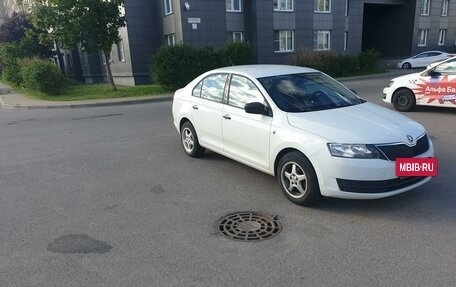 Skoda Rapid I, 2014 год, 1 050 000 рублей, 2 фотография