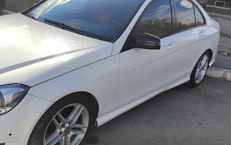 Mercedes-Benz C-Класс, 2011 год, 1 550 000 рублей, 12 фотография