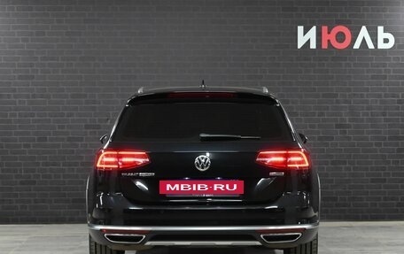 Volkswagen Passat B8 рестайлинг, 2017 год, 3 100 000 рублей, 5 фотография