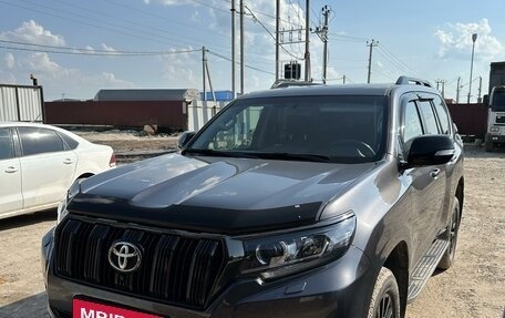 Toyota Land Cruiser Prado 150 рестайлинг 2, 2021 год, 6 900 000 рублей, 1 фотография