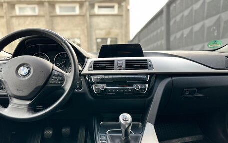 BMW 3 серия, 2018 год, 1 645 000 рублей, 3 фотография