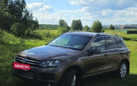 Volkswagen Touareg III, 2012 год, 1 870 000 рублей, 2 фотография