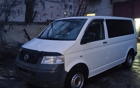 Volkswagen Transporter T5 рестайлинг, 2009 год, 1 200 000 рублей, 1 фотография