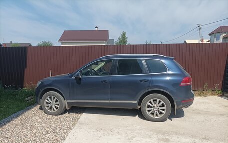 Volkswagen Touareg III, 2014 год, 2 670 000 рублей, 2 фотография