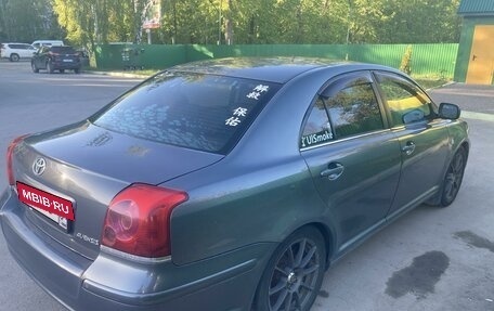 Toyota Avensis III рестайлинг, 2004 год, 520 000 рублей, 2 фотография