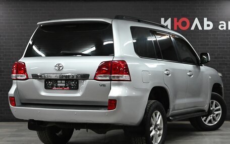 Toyota Land Cruiser 200, 2008 год, 3 100 000 рублей, 7 фотография