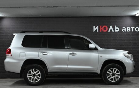 Toyota Land Cruiser 200, 2008 год, 3 100 000 рублей, 9 фотография