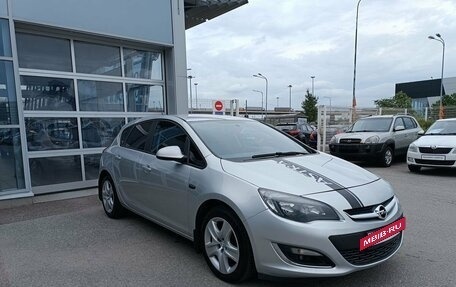 Opel Astra J, 2012 год, 795 000 рублей, 3 фотография