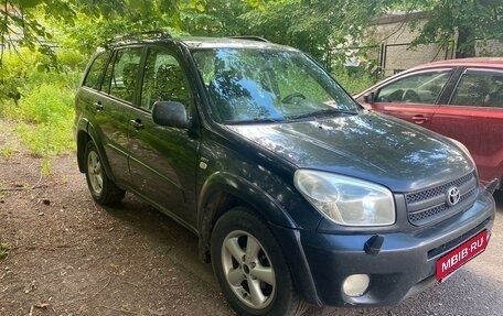 Toyota RAV4, 2004 год, 670 000 рублей, 2 фотография