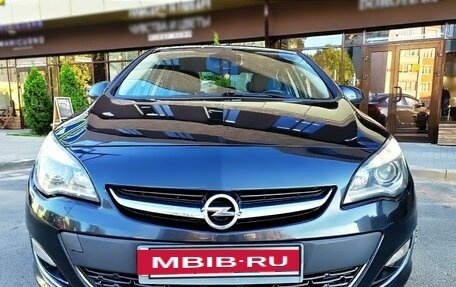 Opel Astra J, 2013 год, 1 190 000 рублей, 7 фотография