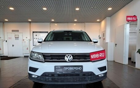 Volkswagen Tiguan II, 2020 год, 3 378 000 рублей, 2 фотография