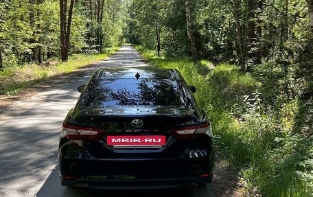 Toyota Camry, 2018 год, 3 020 000 рублей, 5 фотография