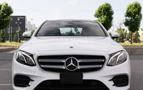Mercedes-Benz E-Класс, 2020 год, 5 450 000 рублей, 2 фотография