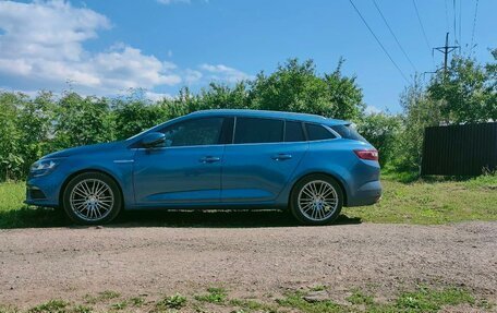 Renault Megane IV, 2018 год, 1 630 000 рублей, 2 фотография