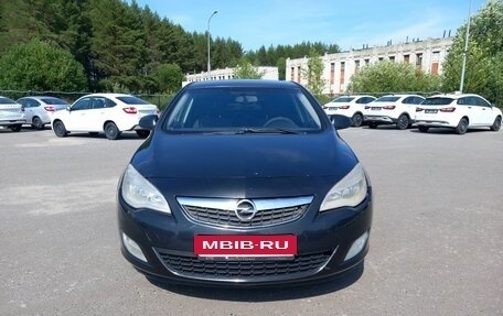 Opel Astra J, 2012 год, 799 000 рублей, 2 фотография