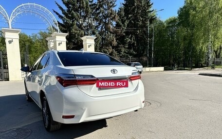 Toyota Corolla, 2018 год, 1 920 000 рублей, 10 фотография