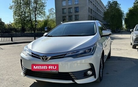 Toyota Corolla, 2018 год, 1 920 000 рублей, 6 фотография
