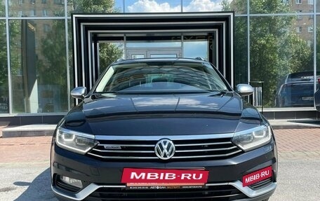 Volkswagen Passat B8 рестайлинг, 2018 год, 3 079 000 рублей, 2 фотография