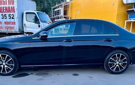 Mercedes-Benz E-Класс, 2019 год, 3 550 000 рублей, 8 фотография