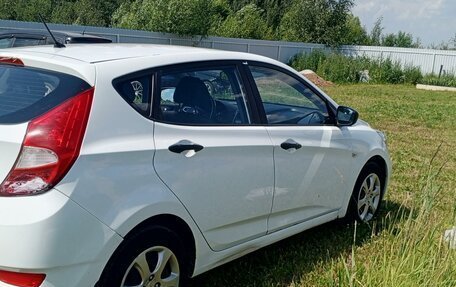 Hyundai Solaris II рестайлинг, 2012 год, 780 000 рублей, 4 фотография