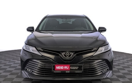 Toyota Camry, 2021 год, 3 150 000 рублей, 2 фотография