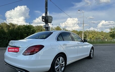 Mercedes-Benz C-Класс, 2019 год, 3 500 000 рублей, 4 фотография