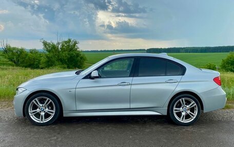 BMW 3 серия, 2015 год, 2 380 000 рублей, 3 фотография