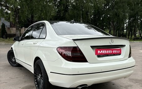 Mercedes-Benz C-Класс, 2011 год, 2 200 000 рублей, 4 фотография