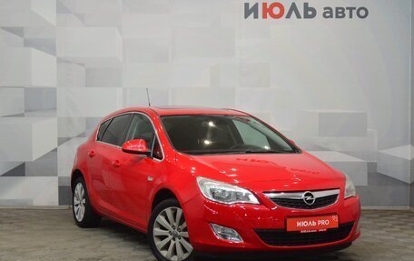Opel Astra J, 2011 год, 850 000 рублей, 3 фотография
