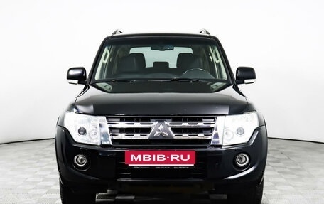 Mitsubishi Pajero IV, 2013 год, 2 120 000 рублей, 2 фотография