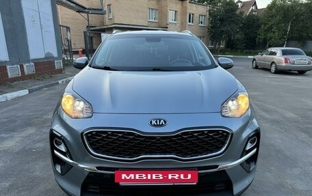 KIA Sportage IV рестайлинг, 2018 год, 2 200 000 рублей, 2 фотография