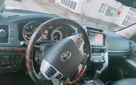 Toyota Land Cruiser 200, 2015 год, 4 450 000 рублей, 16 фотография