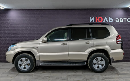 Toyota Land Cruiser Prado 120 рестайлинг, 2005 год, 1 900 000 рублей, 9 фотография