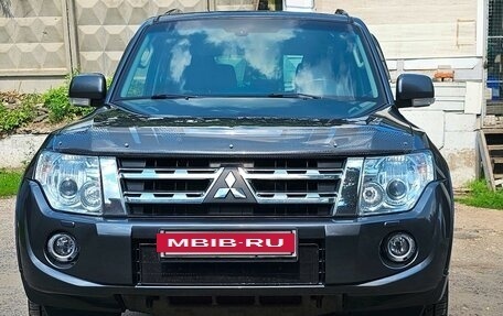 Mitsubishi Pajero IV, 2014 год, 3 250 000 рублей, 2 фотография