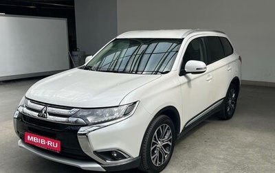 Mitsubishi Outlander III рестайлинг 3, 2017 год, 2 400 000 рублей, 1 фотография