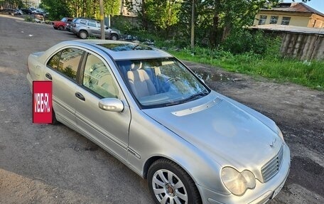 Mercedes-Benz C-Класс, 2004 год, 499 000 рублей, 2 фотография