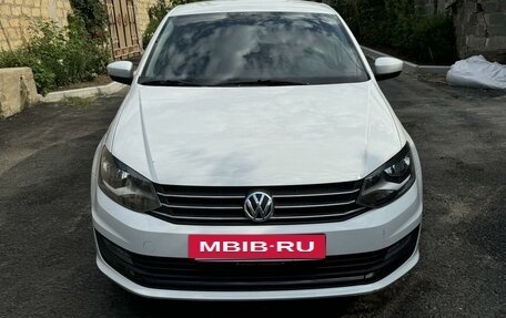 Volkswagen Polo VI (EU Market), 2016 год, 1 330 000 рублей, 2 фотография