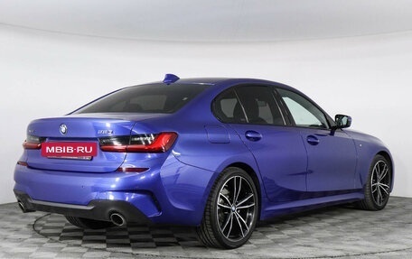 BMW 3 серия, 2019 год, 3 849 000 рублей, 2 фотография