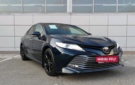 Toyota Camry, 2018 год, 2 880 000 рублей, 3 фотография