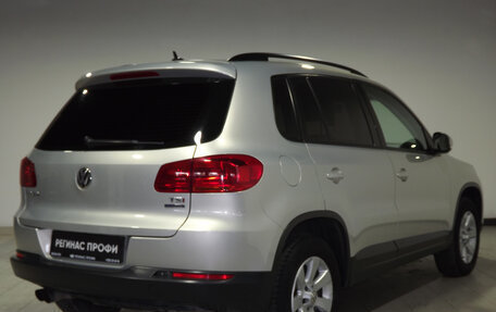 Volkswagen Tiguan I, 2011 год, 1 164 000 рублей, 4 фотография