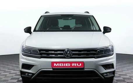 Volkswagen Tiguan II, 2018 год, 2 709 000 рублей, 2 фотография