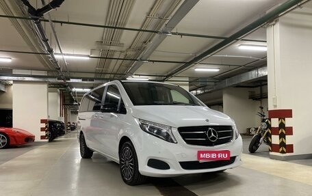 Mercedes-Benz V-Класс, 2018 год, 6 250 000 рублей, 1 фотография