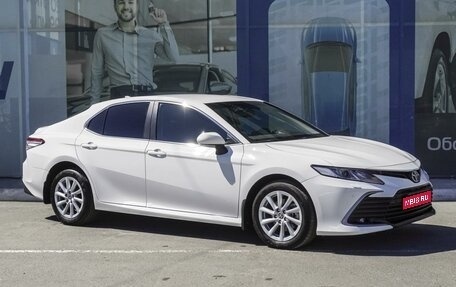 Toyota Camry, 2021 год, 3 489 000 рублей, 1 фотография