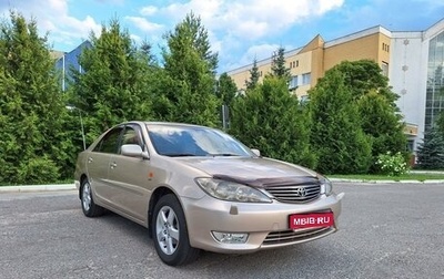 Toyota Camry V40, 2005 год, 825 000 рублей, 1 фотография