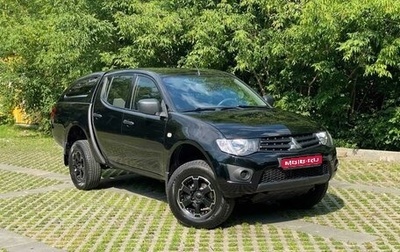 Mitsubishi L200 IV рестайлинг, 2013 год, 1 555 000 рублей, 1 фотография